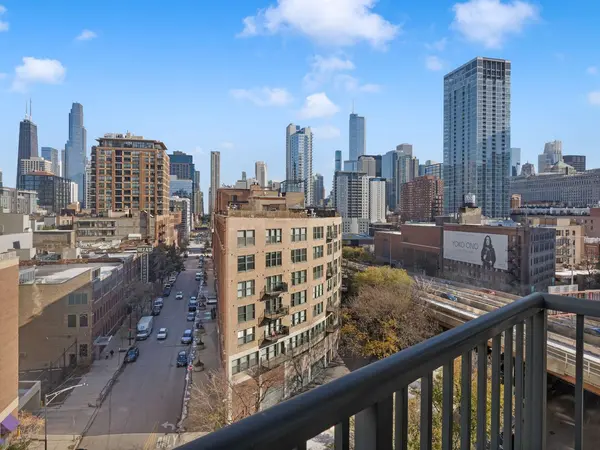 600 N Kingsbury ST #906, Chicago, IL 60654