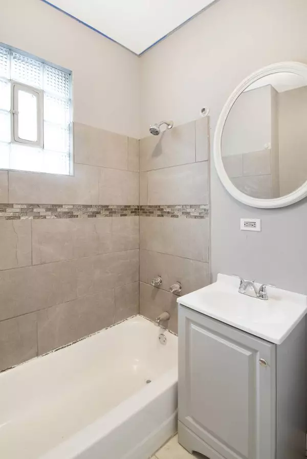 252 W 115TH ST, Chicago, IL 60628