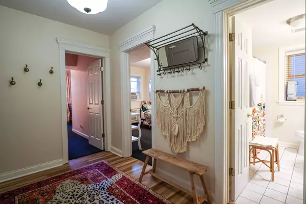 616 Michigan AVE #G, Evanston, IL 60202