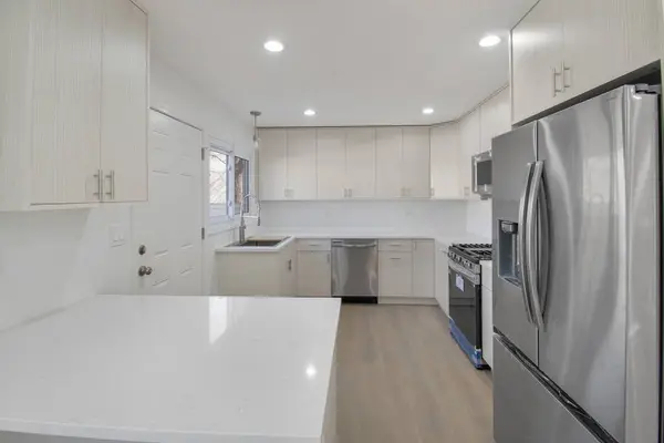 920 Dodge AVE, Evanston, IL 60202