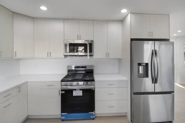 920 Dodge AVE, Evanston, IL 60202