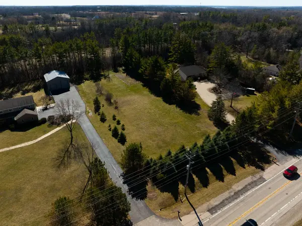 23901 W Grass Lake RD, Antioch, IL 60002