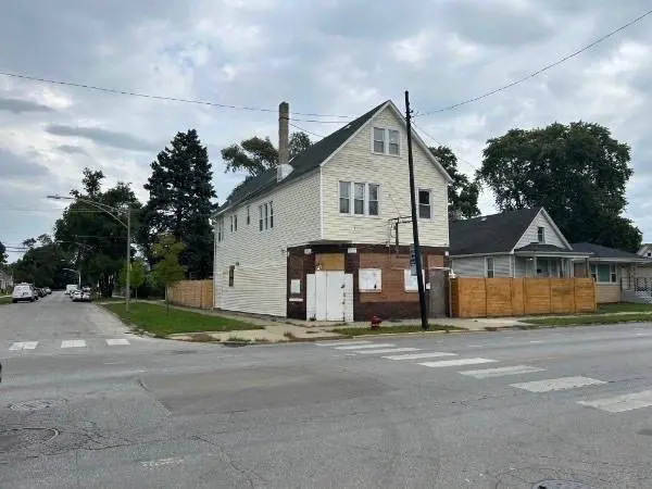Chicago, IL 60628
