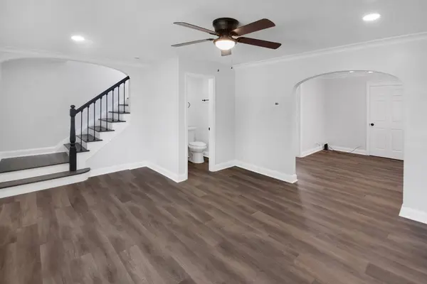605 E 88th PL, Chicago, IL 60619