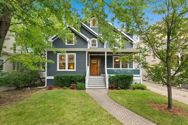 1119 Oak AVE
