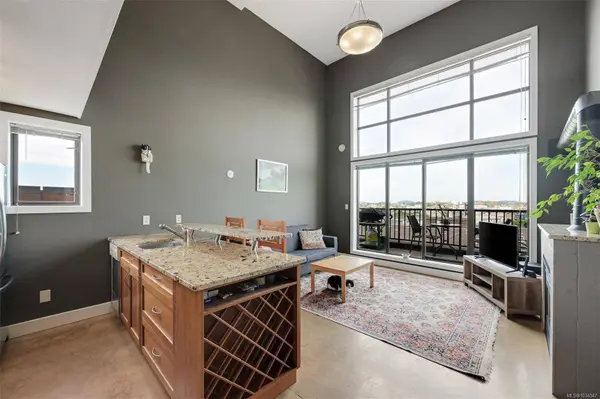 555 Chatham St #401, Victoria, BC V8T 1E1