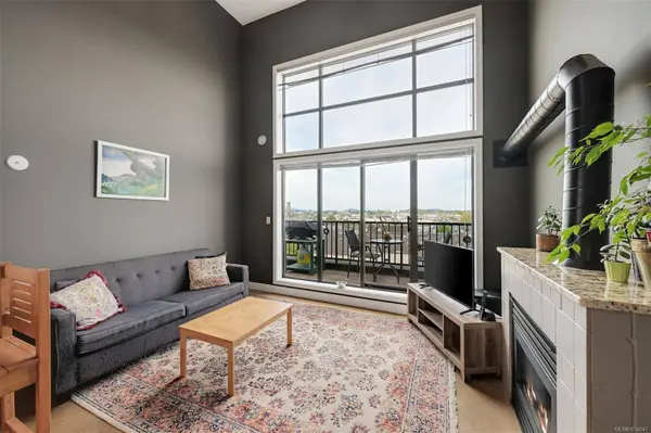 555 Chatham St #401, Victoria, BC V8T 1E1