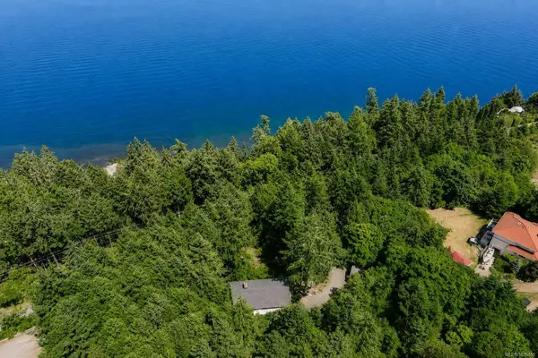 1495 Lands End Rd, North Saanich, BC V8L 5L5