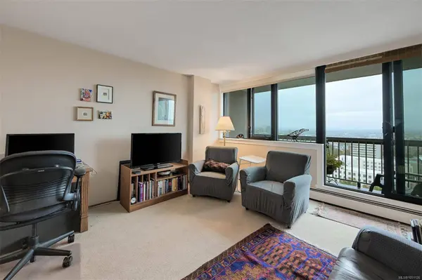647 Michigan St ##1803, Victoria, BC V8V 1S9