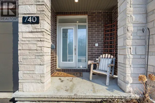 740 MIIKANA ROAD, Ottawa, ON K1X0H6