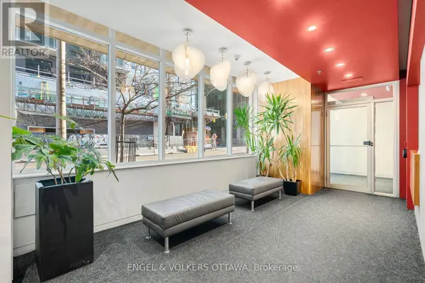 179 GEORGE ST #2109, Ottawa, ON K1M1J8