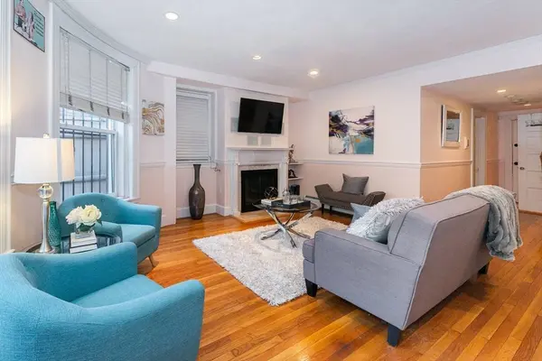405 Commonwealth Ave #2, Boston, MA 02215