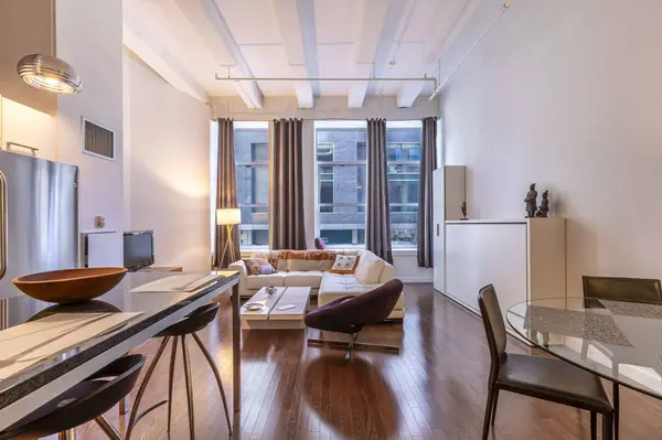 88 Kingston St #2D