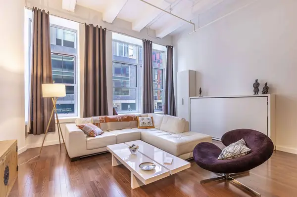 88 Kingston St #2D, Boston, MA 02111