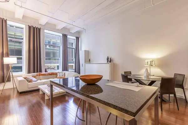 88 Kingston St #2D, Boston, MA 02111