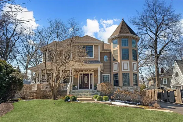 1524 Glencoe AVE, Highland Park, IL 60035