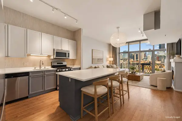 1201 W Adams ST #904, Chicago, IL 60607