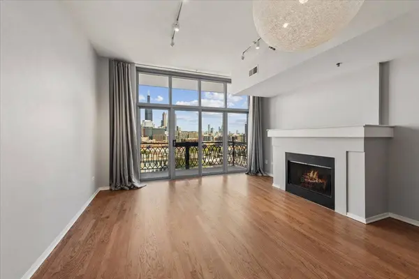 1201 W Adams ST #904, Chicago, IL 60607