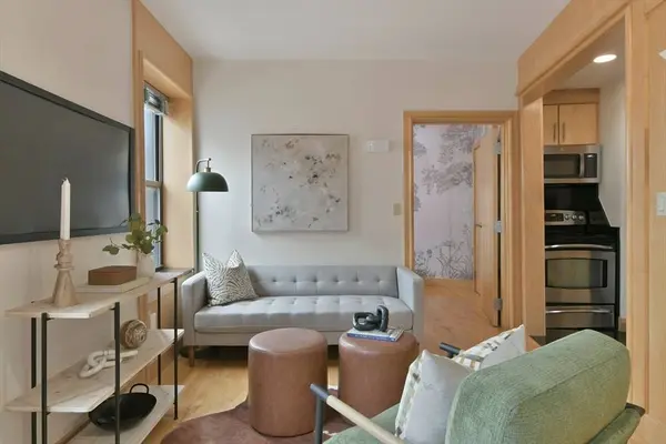 42-44 Beach St #8D, Boston, MA 02111