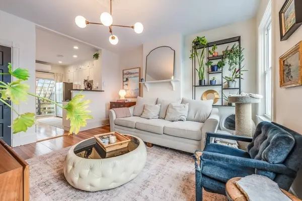 39 Story St #3, Boston, MA 02127