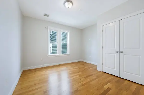 353-357 Adams St #R, Boston, MA 02122