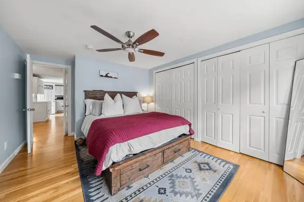 528 E 3rd St #A, Boston, MA 02127