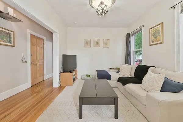 36 Goldsmith St #1, Boston, MA 02130