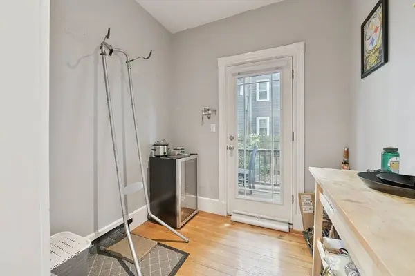 36 Goldsmith St #1, Boston, MA 02130
