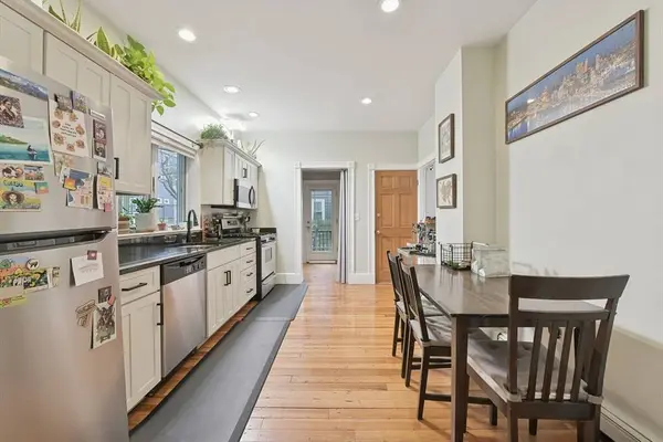 36 Goldsmith St #1, Boston, MA 02130