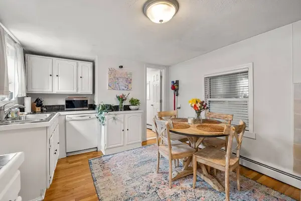 528 E 3rd #1, Boston, MA 02127