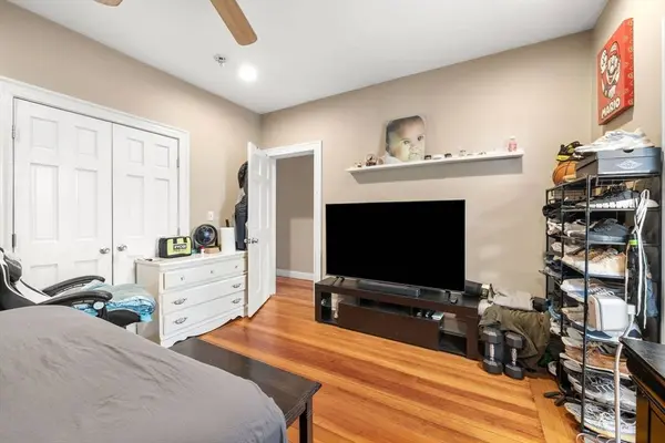 1021 Dorchester Ave #3, Boston, MA 02125