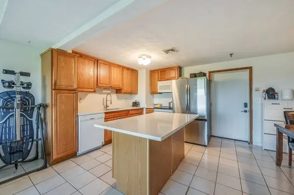 77 Bennington St #508, Revere, MA 02151