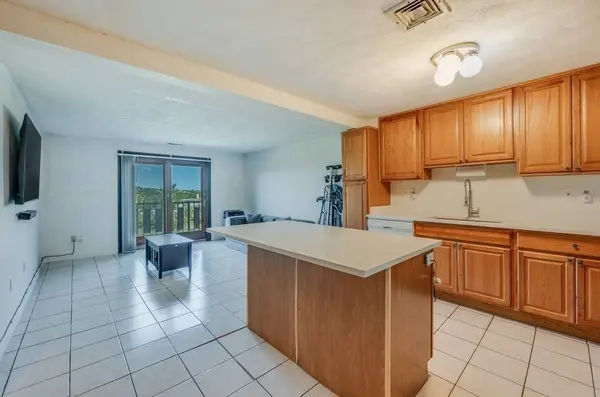 77 Bennington St #508