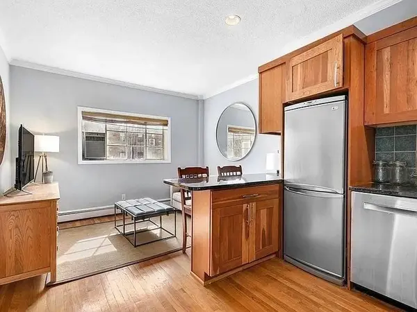 511 Beacon #R, Boston, MA 02215