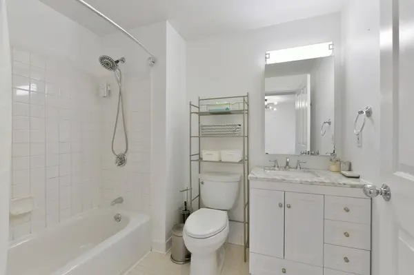 1597 Washington St #4-406, Boston, MA 02118