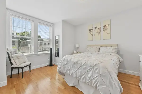 214-216 E Eagle #5, Boston, MA 02128