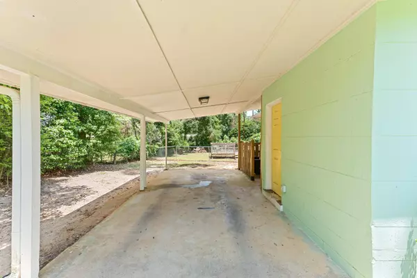 1658 Sharkey Street, Tallahassee, FL 32304