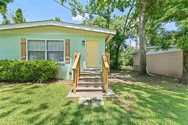 1658 Sharkey Street, Tallahassee, FL 32304