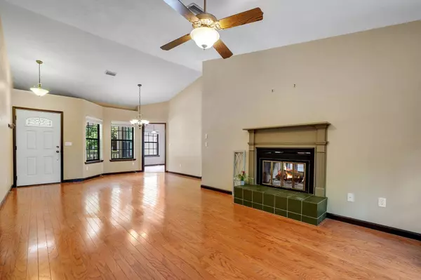 2825 OHara Drive, Tallahassee, FL 32309