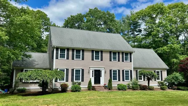 134 Lincoln St, Norwell, MA 02061