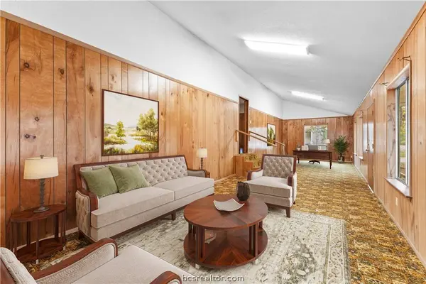 327 12th ST, Somerville, TX 77879