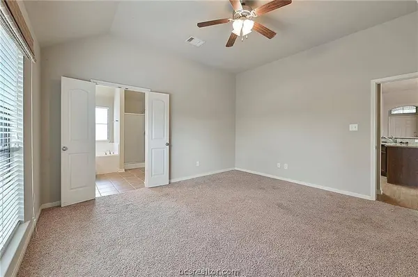 2004 Spring Leaf CT, Bryan, TX 77807