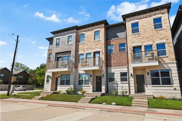 210 W 31st ST W, Bryan, TX 77803