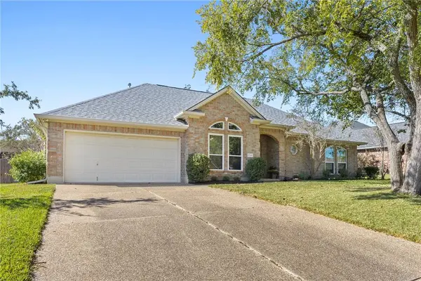 2310 S Pioneer TRL, Bryan, TX 77808