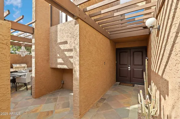 7401 N SCOTTSDALE Road #24, Paradise Valley, AZ 85253