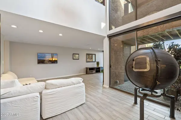 7401 N SCOTTSDALE Road #24, Paradise Valley, AZ 85253