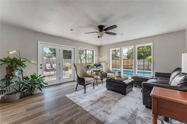 1902 SE Lawrence St, Bentonville, AR 72712