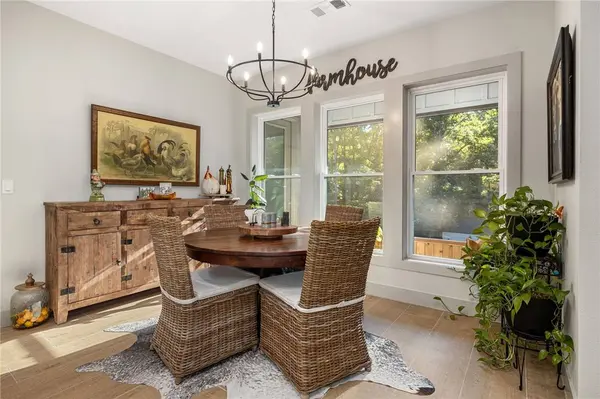 11 Rochester Dr, Bella Vista, AR 72714