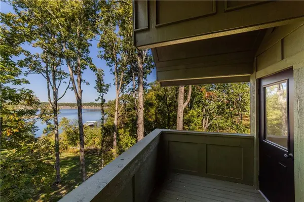 8485 Cedar Ter, Rogers, AR 72756