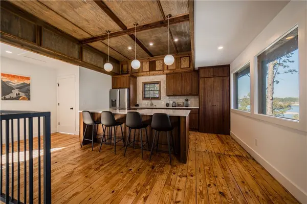 8485 Cedar Ter, Rogers, AR 72756